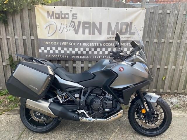 honda nt 1100 dct abs automaticbj 2023 zgst + opties, Motoren, 2 cilinders, Motorrijbewijs A, Bedrijf, Meer dan 35 kW