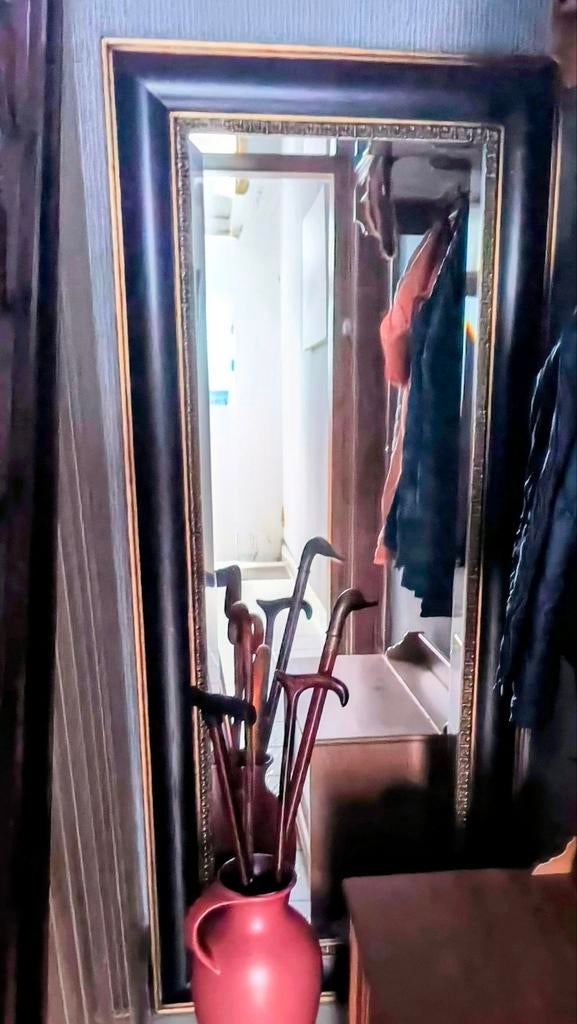 Spiegel, grote antieke spiegel., Enlèvement