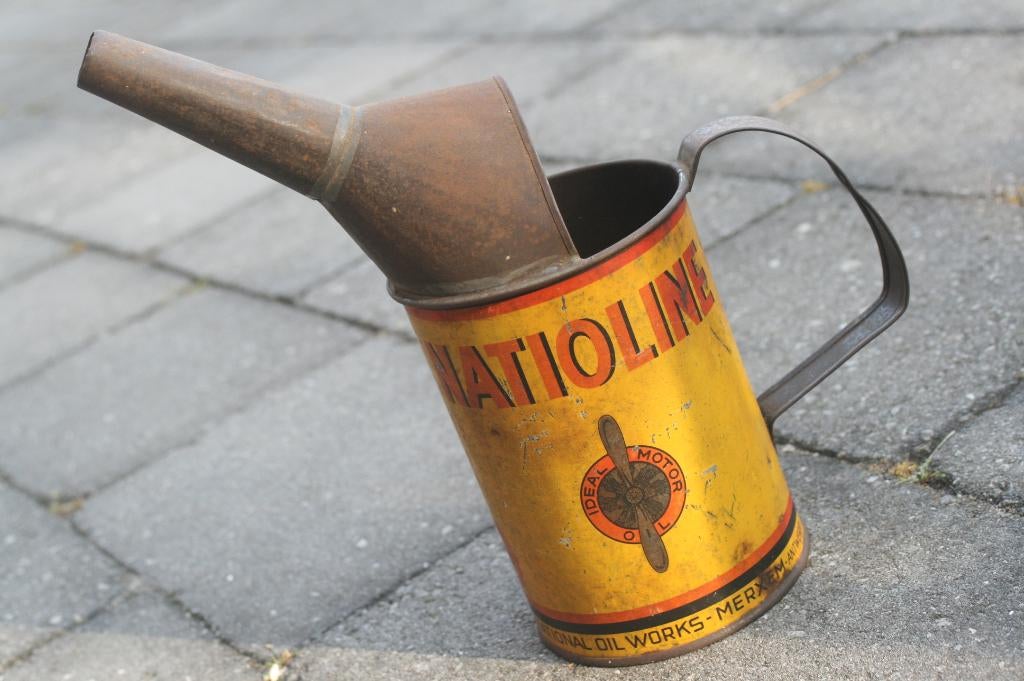 Olieblik Natioline (national oil works) merxem (130jaar oud), Verzamelen, Blikken, Ophalen, Gebruikt, Overige, Overige merken