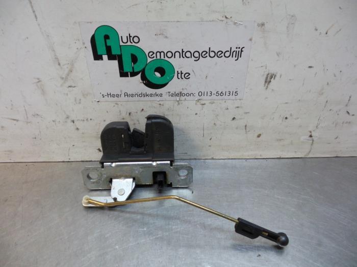 Mécanique de verrouillage hayon d'un Seat Ibiza (Ibiza 02-), -, 3 mois de garantie, Utilisé, -