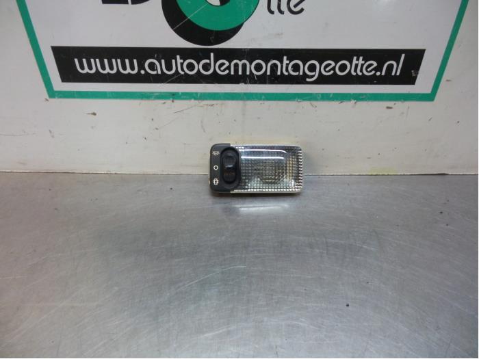 Binnenverlichting voor van een Peugeot 206 (206 98-), Auto-onderdelen, Verlichting, Peugeot, Gebruikt, Ophalen of Verzenden