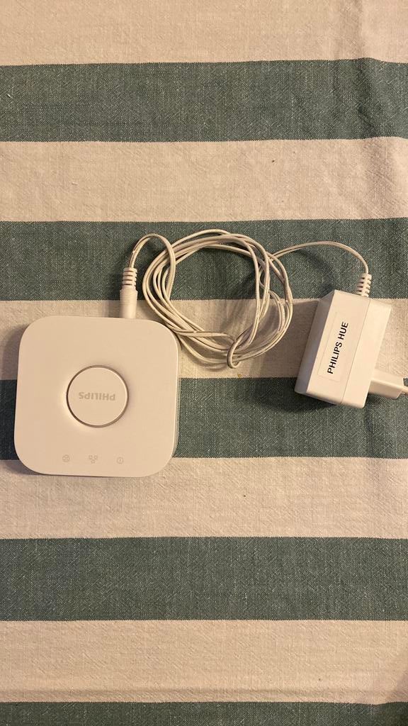Philips Hue Bridge Pont V2.1 Domotique Homekit Parfait État, Ophalen of Verzenden, Zo goed als nieuw