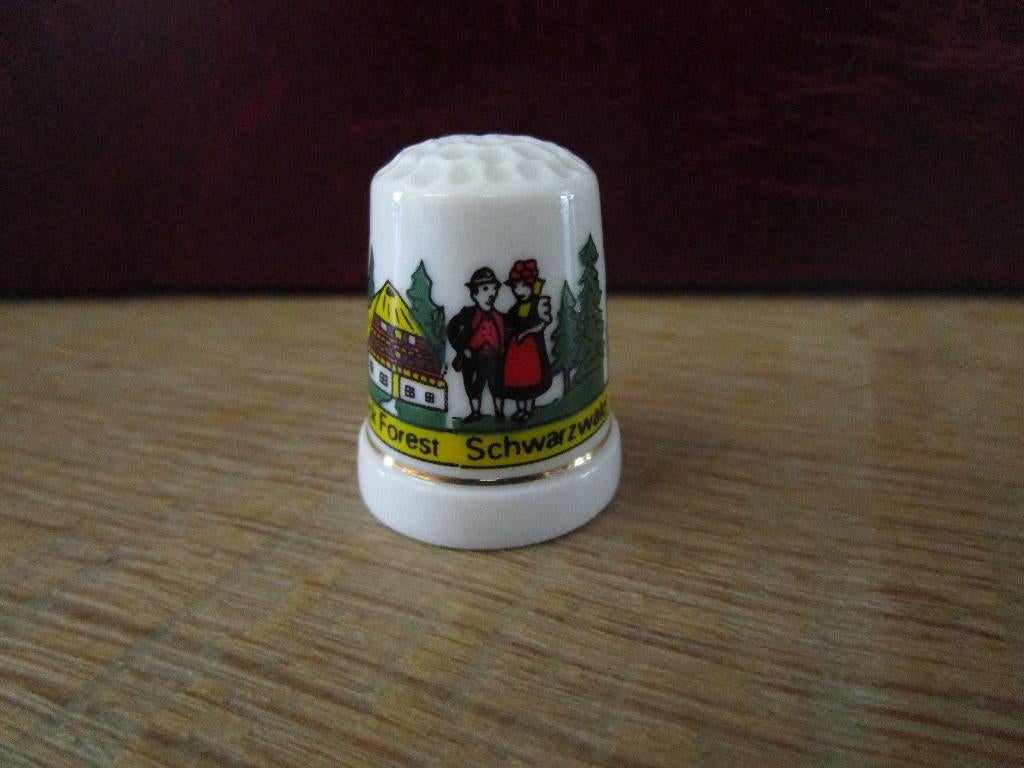 26 vingerhoedjes Duitsland, Verzamelen, Vingerhoedjes, Ophalen of Verzenden, Nieuw, Porselein