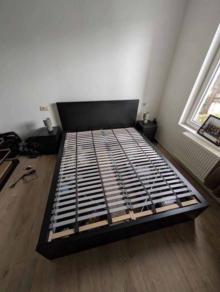 Lit et accessoires, Maison & Meubles, Chambre à coucher | Lits, Comme neuf, Enlèvement, 200 cm, Bois