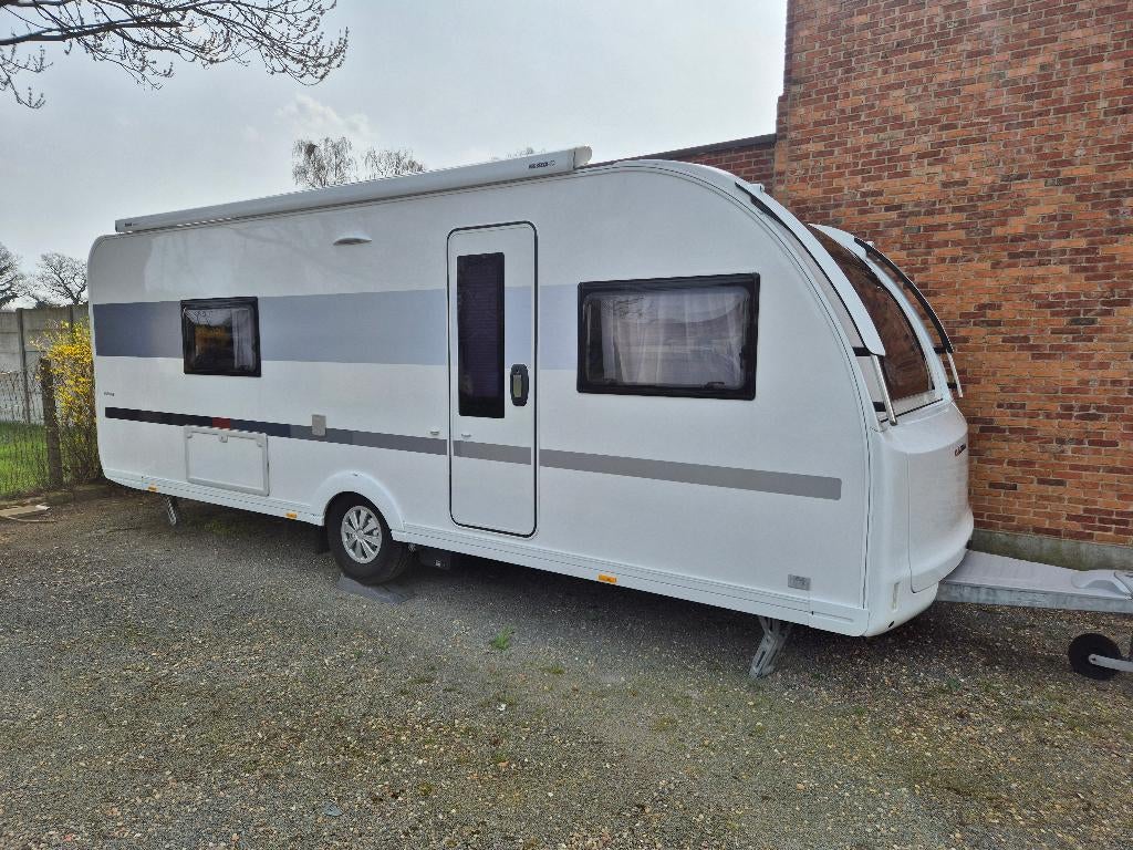 Caravane Adria Cadora 613 UT, Lit Queen size, Poêle, Particulier, Adria