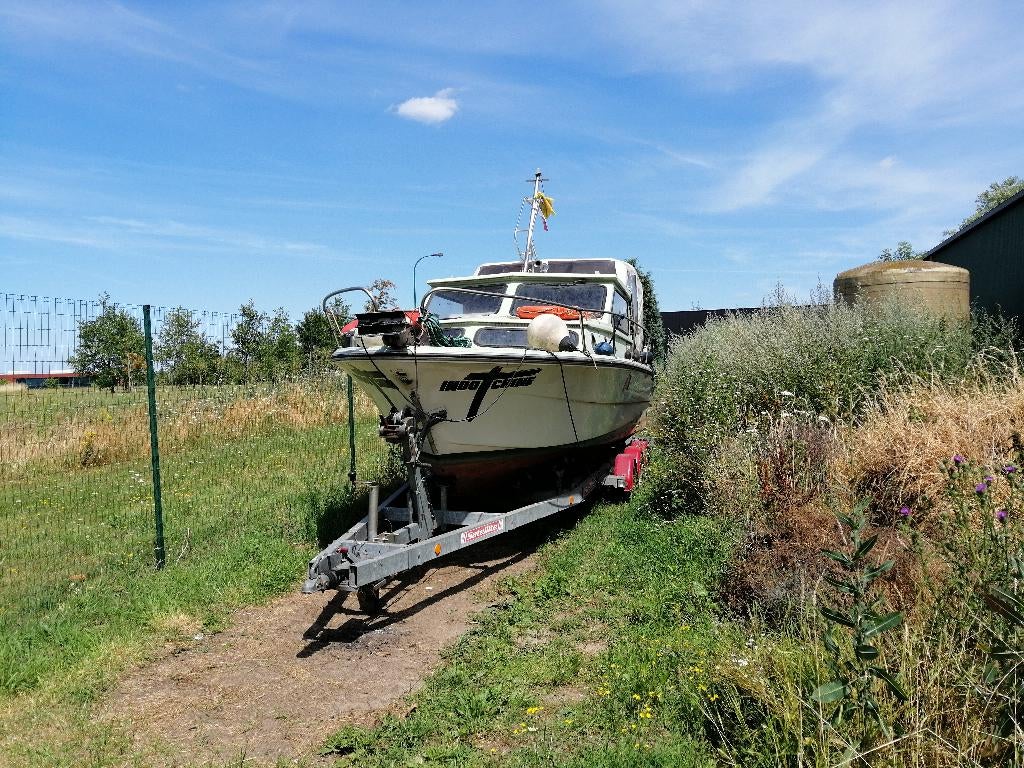 bateau avec remorque, 6 mètres ou plus, Diesel, Enlèvement, Utilisé