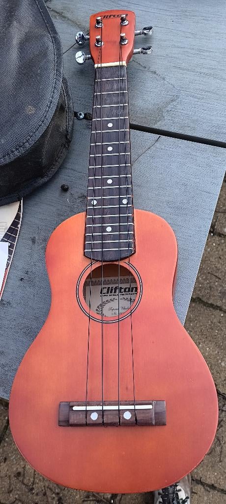 ukelele, Ophalen, Zo goed als nieuw, Overige typen