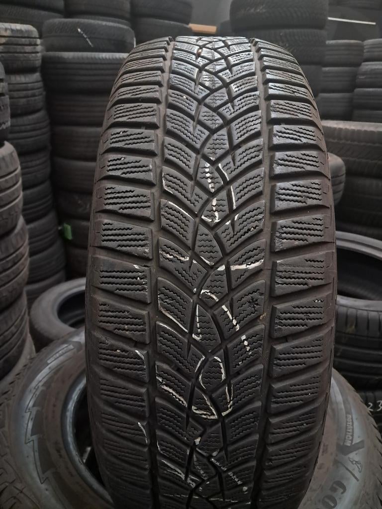 2156516 215/65/16 215/65r16 hiver, Autos : Pièces & Accessoires, Commande, Audi, BMW, Citroën, Daihatsu, Fiat, Ford, Honda, Jeep