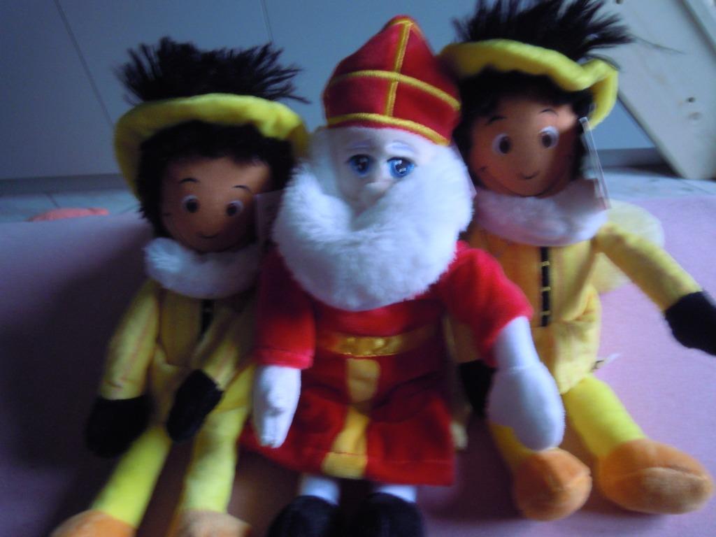 sint en 2 pieten  doos dec 22, Diversen, Sinterklaas, Ophalen of Verzenden, Nieuw