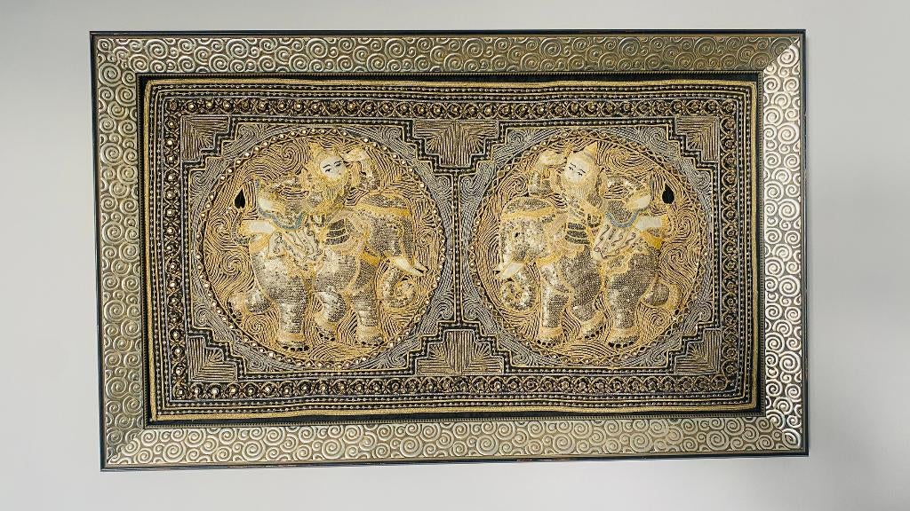 Ingelijst vintage Thais Kalaga‑borduurwerk 103x63 cm, Enlèvement, Utilisé