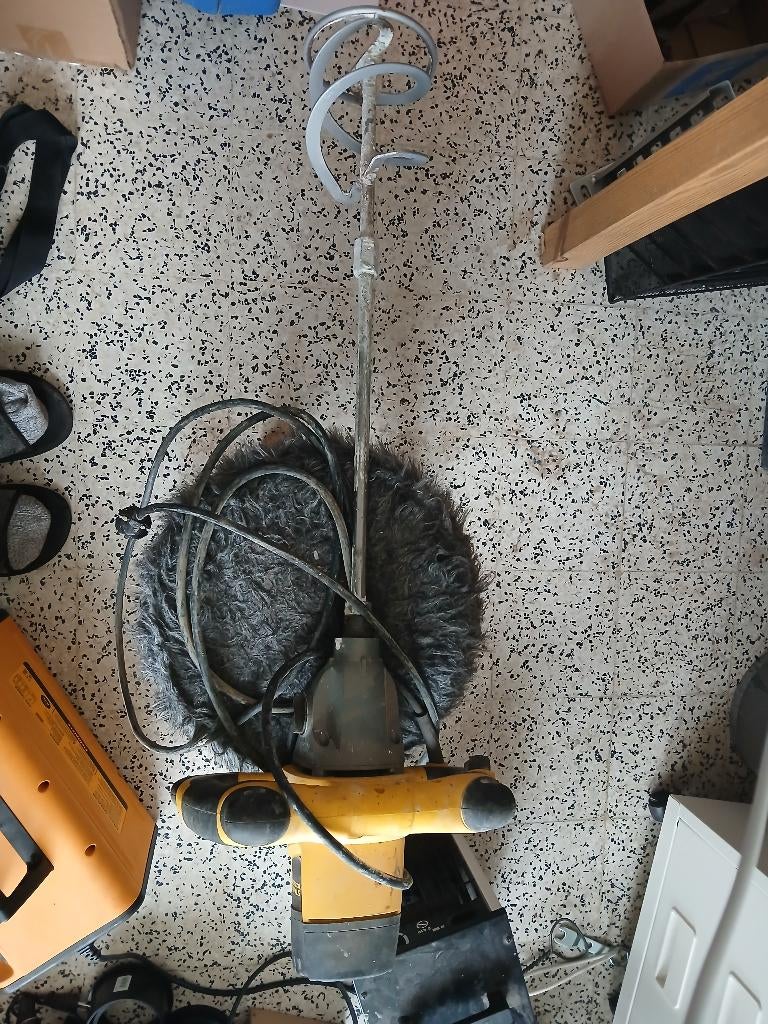 Stanley Fatmax 1600W Betonmixer, Doe-het-zelf en Bouw, Betonmolens, Ophalen of Verzenden, Gebruikt