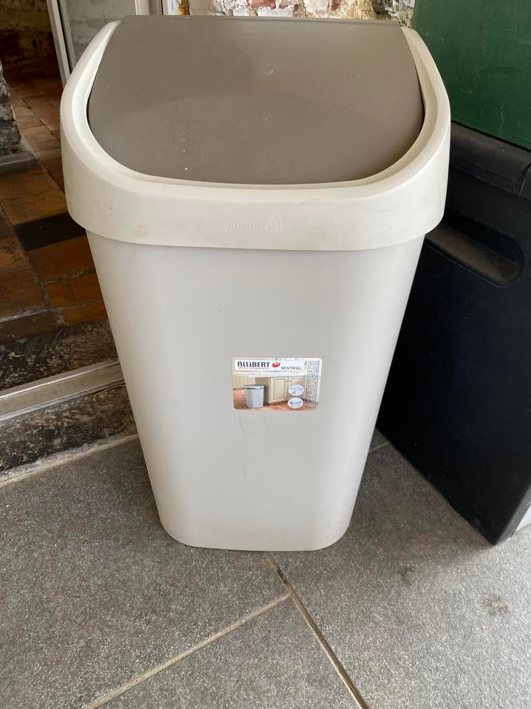 Poubelle Allibert 50 L, Huis en Inrichting, Woonaccessoires | Prullenbakken, 40 liter of meer, Ophalen, Zo goed als nieuw, Kunststof