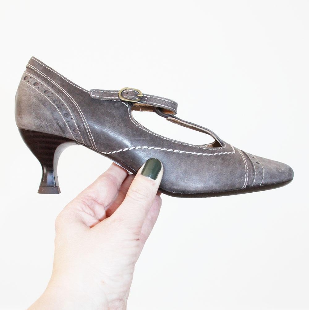 Prachtige Leren Emotions Pumps -s13 (Maat 37) € 35,-, Kleding | Dames, Pumps, Overige kleuren, Verzenden, Emotions