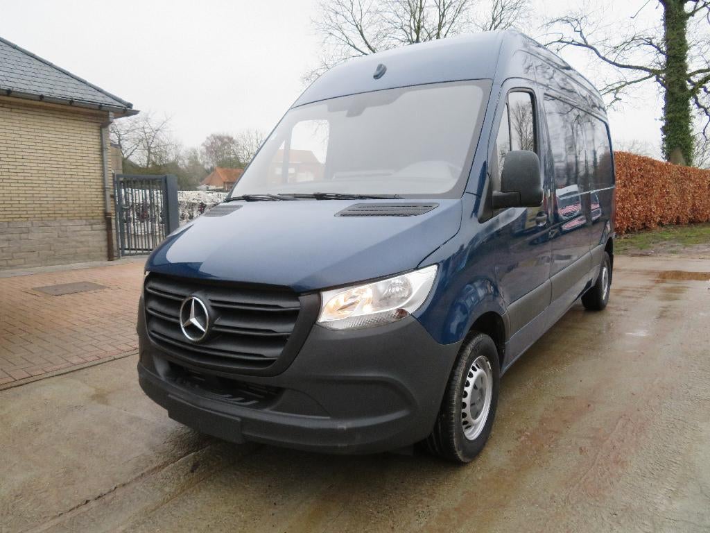 Mercedes-Benz Sprinter 311CDi - FWD - 36.067km - A2H2 - 2019, Voorwielaandrijving, Stof, Blauw, Mercedes-Benz