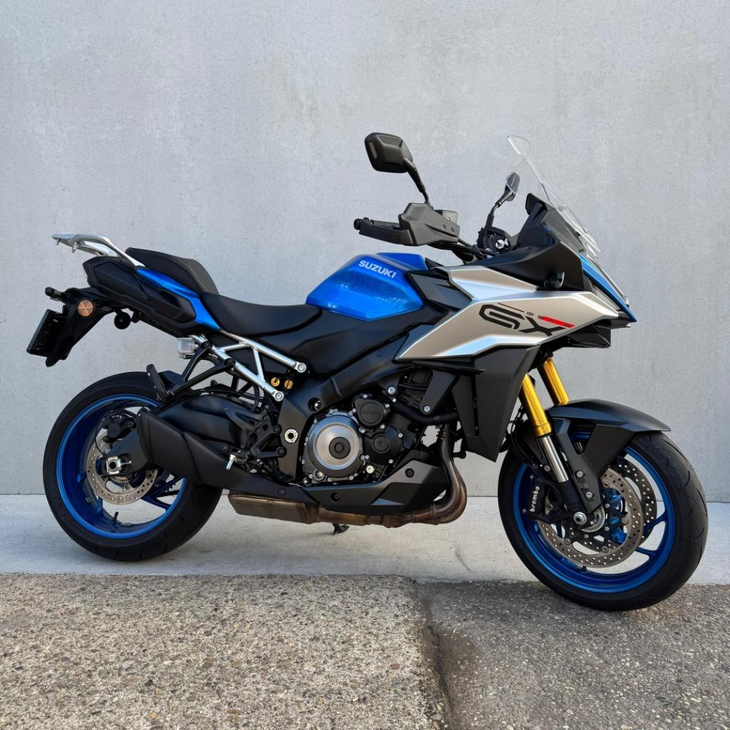 Suzuki GSX-S 1000GX - 2024, Motoren, 4 cilinders, Motorrijbewijs A, Traction Control, Bedrijf
