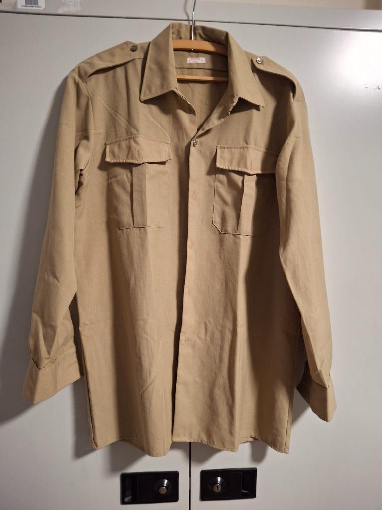 hemd, Enlèvement, Comme neuf, Brun, Tour de cou 39/40 (M)