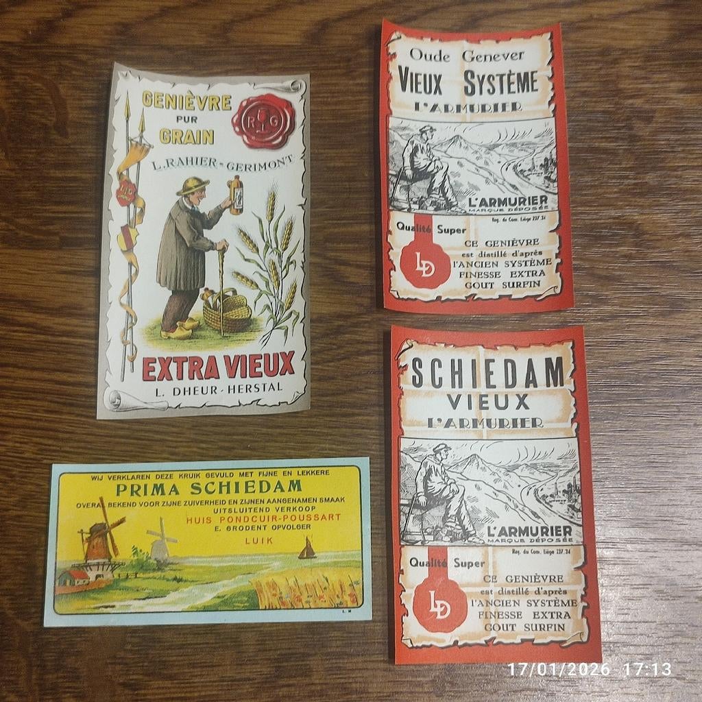 4 étiquettes de genièvre à Liège ., Collections, Marques & Objets publicitaires, Enlèvement ou Envoi, Neuf, Panneau publicitaire