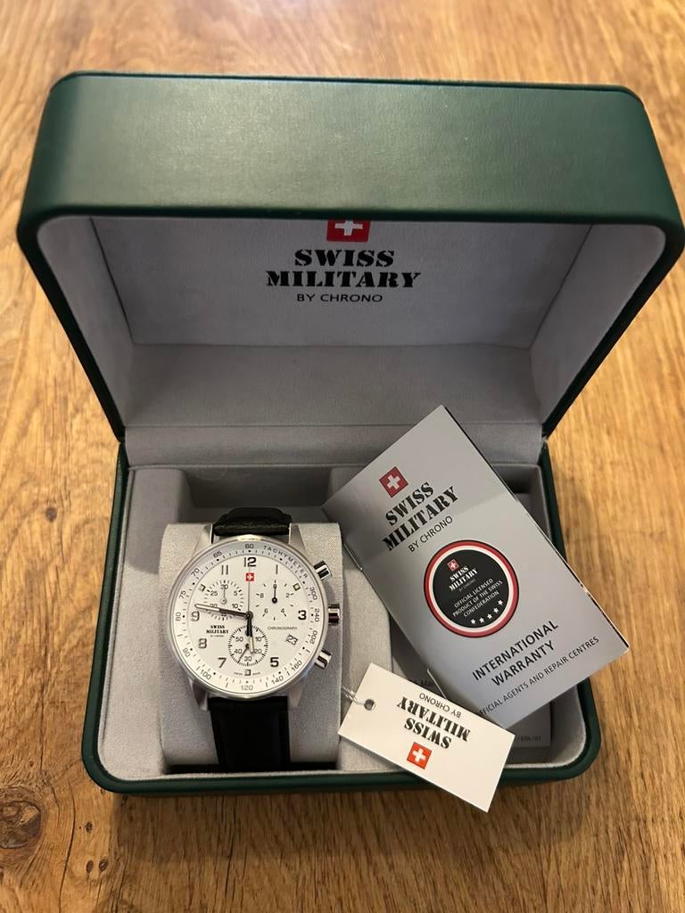 Swiss military chrono watch nieuw, Enlèvement ou Envoi, Neuf