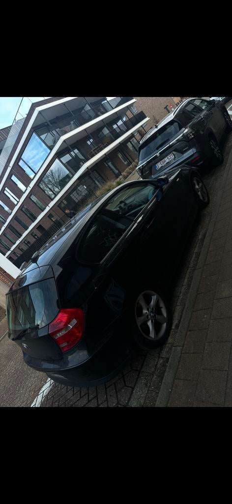 BMW 116i E81 ( 1.6 L Benzin), Autos, BMW, 90 kW, Entreprise, Autre, Automatique