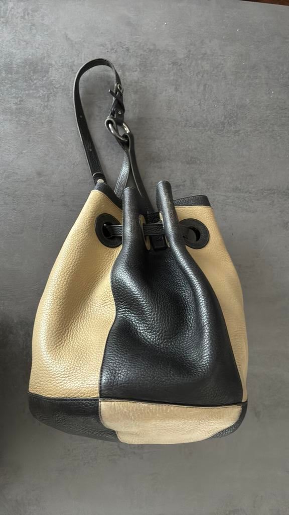 Handtas l’olivier de delvaux in bicolor, Enlèvement ou Envoi, Utilisé, Sac à main