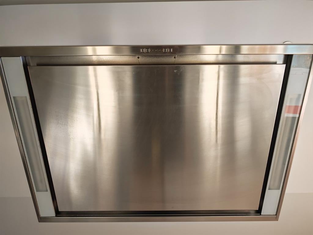 Novy afzuigkap, Ophalen, Zo goed als nieuw