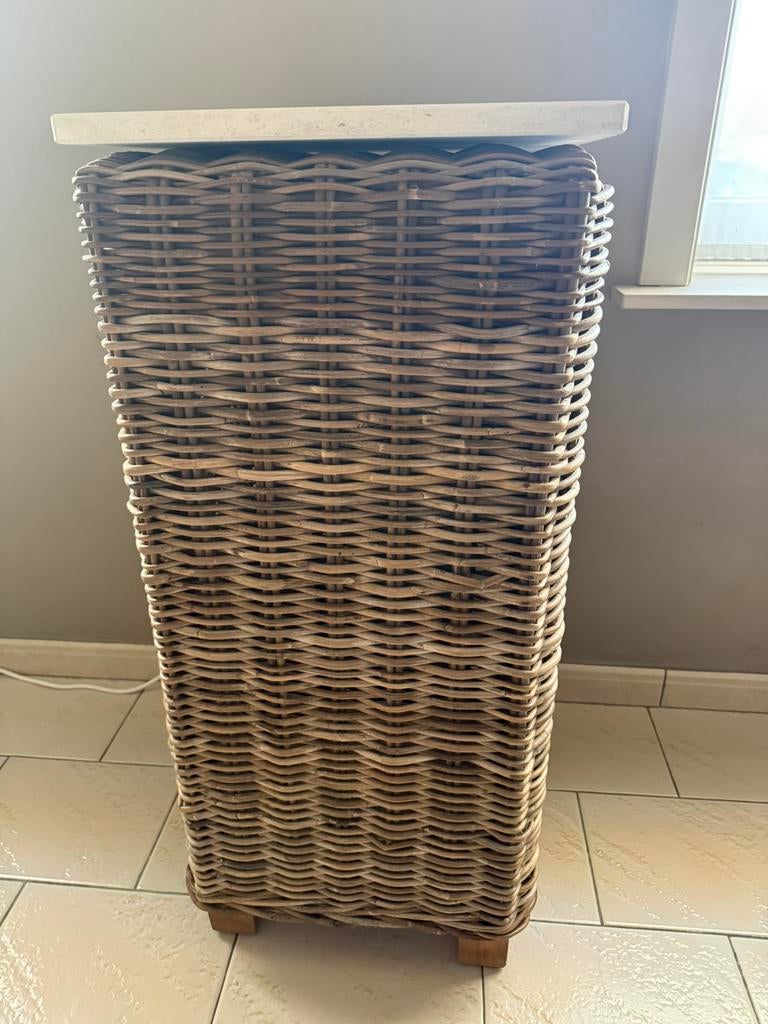 Conzole, Ophalen, Zo goed als nieuw, Riet