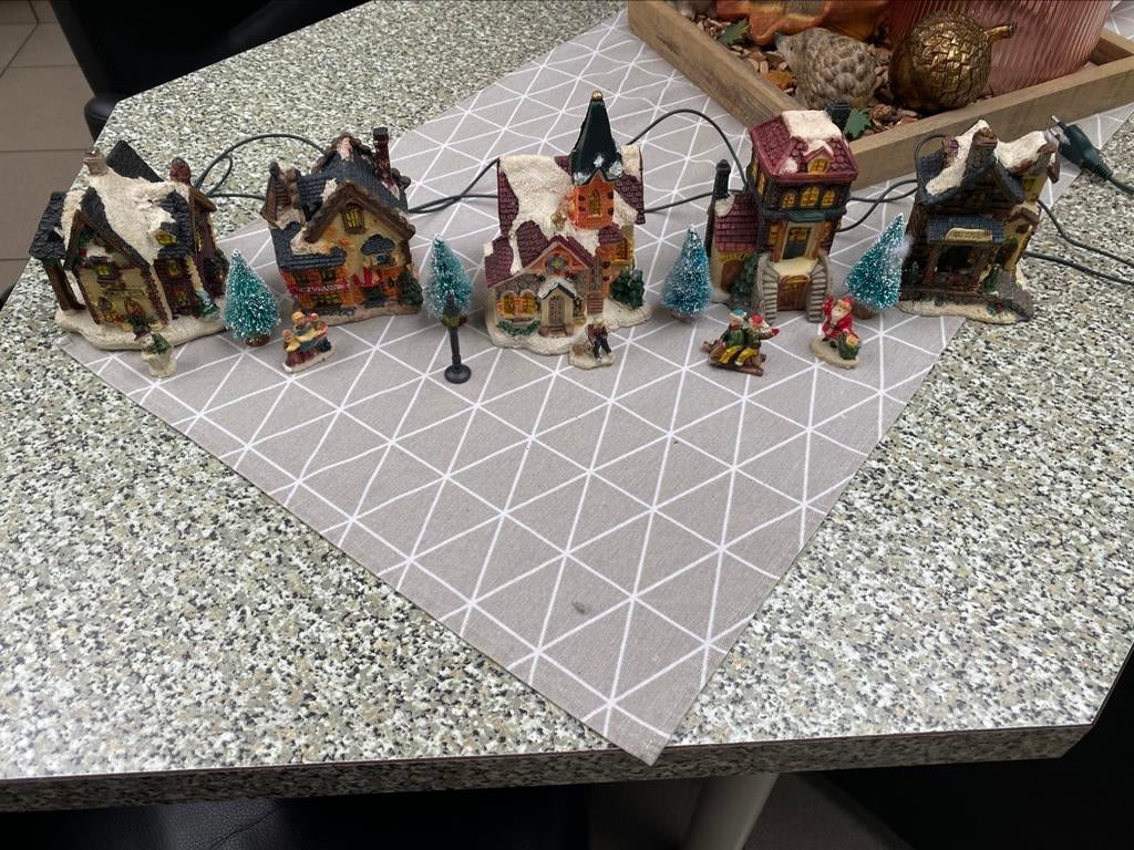 Kersthuisjes, Diversen, Ophalen, Zo goed als nieuw