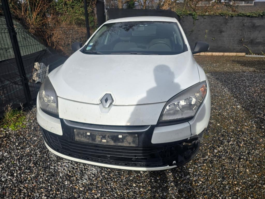 RENAULT MEGANE, Autos, Euro 5, Achat, 5 portes, Particulier