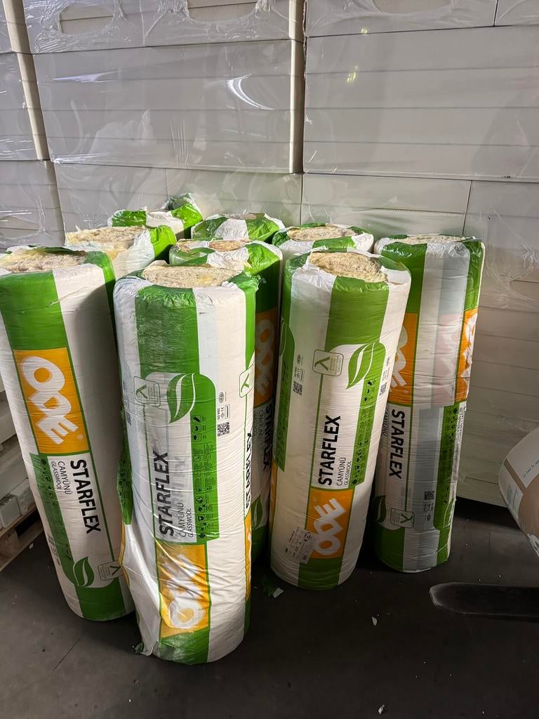 9 rollen glaswol 100mm samen 200 euro, Doe-het-zelf en Bouw, Isolatie en Afdichting, Ophalen, Zo goed als nieuw, Glaswol