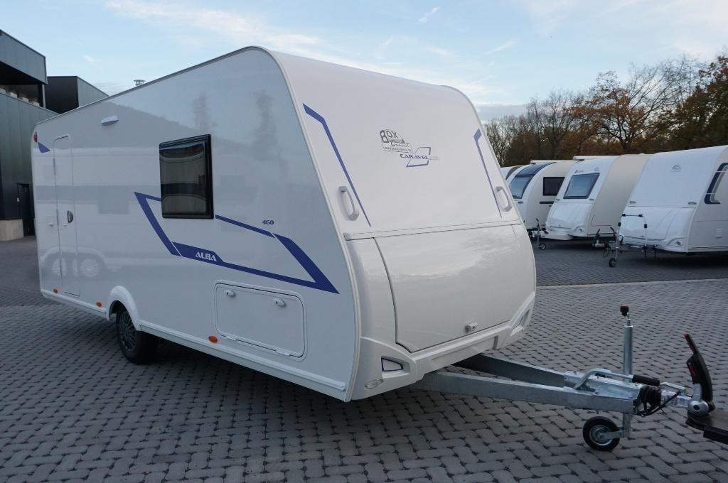 Nieuwe 4pers.Caravelair met queens bed, treinzit, MTM 1300kg, Caravans en Kamperen, Bedrijf, Treinzit, Hordeur, Caravelair