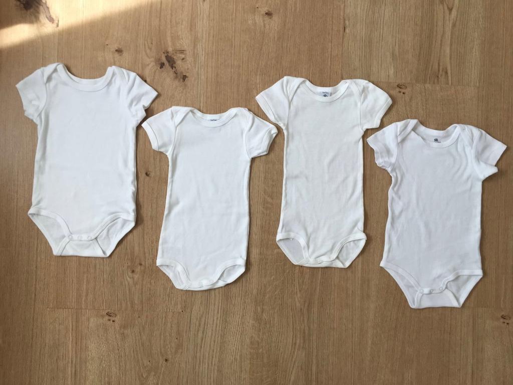 PETIT BATEAU en REDOUTE, 4 witte rompers / body's KM 74 cm, Nacht- of Onderkleding, Jongetje of Meisje, Ophalen of Verzenden, Petit Bateau