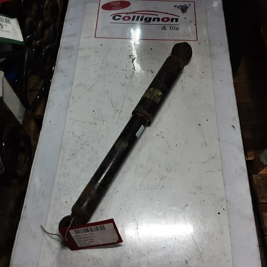 AMORTISSEUR ARRIÈRE DROIT Mercedes-Benz Vito (638.0), Mercedes-Benz, Mevr. I. Hauben, Utilisé, Rue de l'Espoir 34 34
4030  GRIVEGNÉE, BE