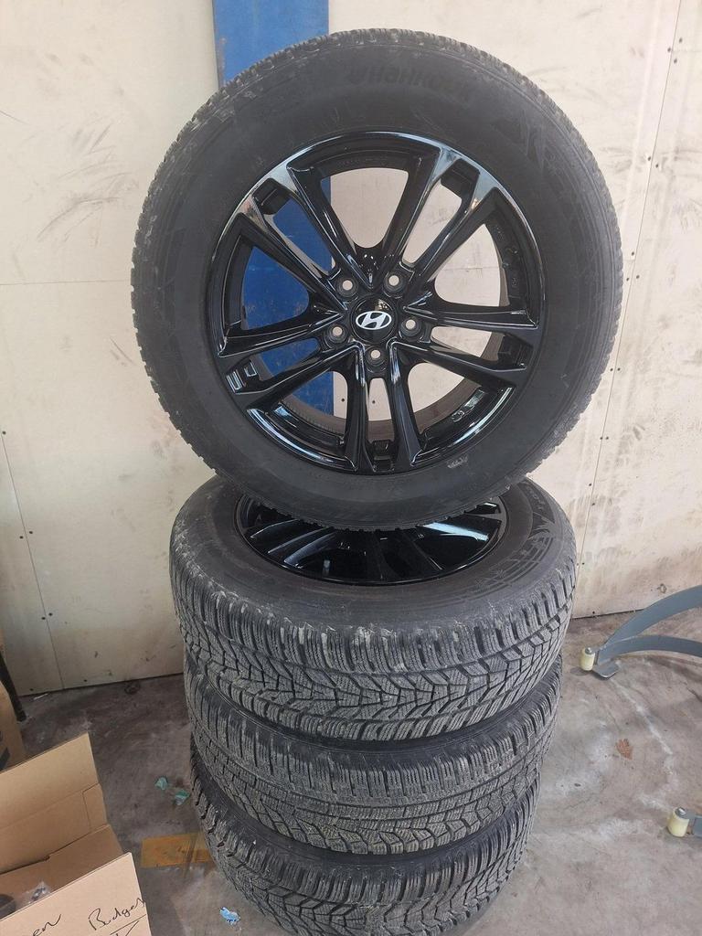 Hyundai Tucson Winterset 17 Inch, Auto-onderdelen, Banden en Velgen, Ophalen, -, -, Banden en Velgen