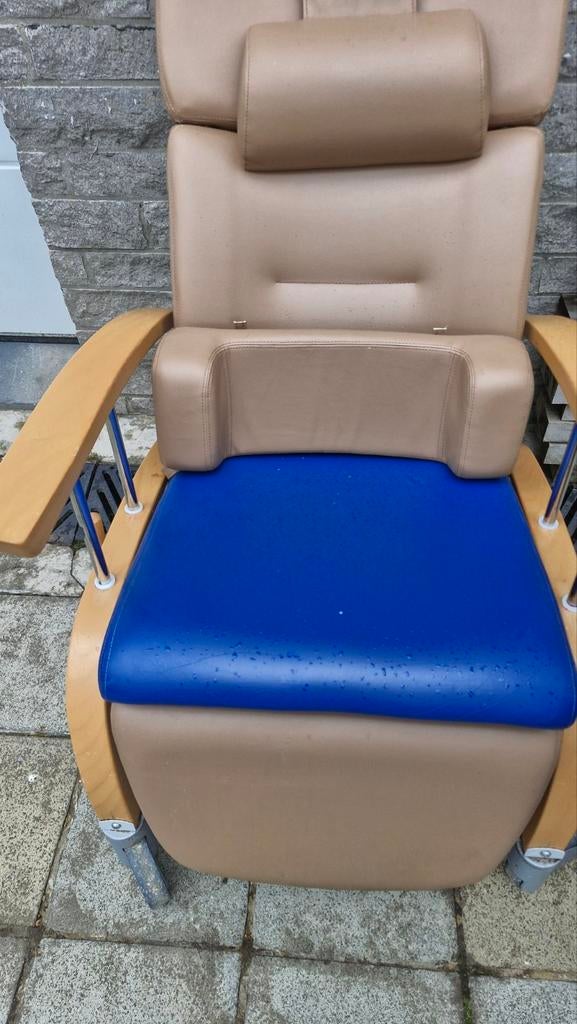 Fauteuil pour personne âgée très pratique, Enlèvement ou Envoi