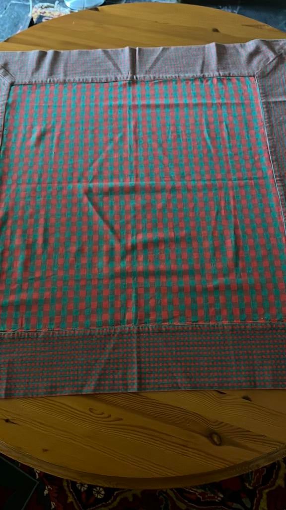 Nappe carrée, Maison & Meubles, Nappes, Enlèvement, Comme neuf, Carré