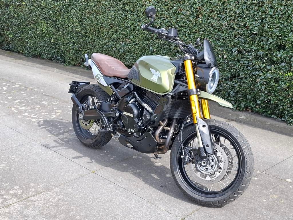 ***Moto morini 650 scrambler 2023 1300km aucun frais***, Motos, Permis Moto A, Plus de 35 kW, 2 cylindres, Particulier