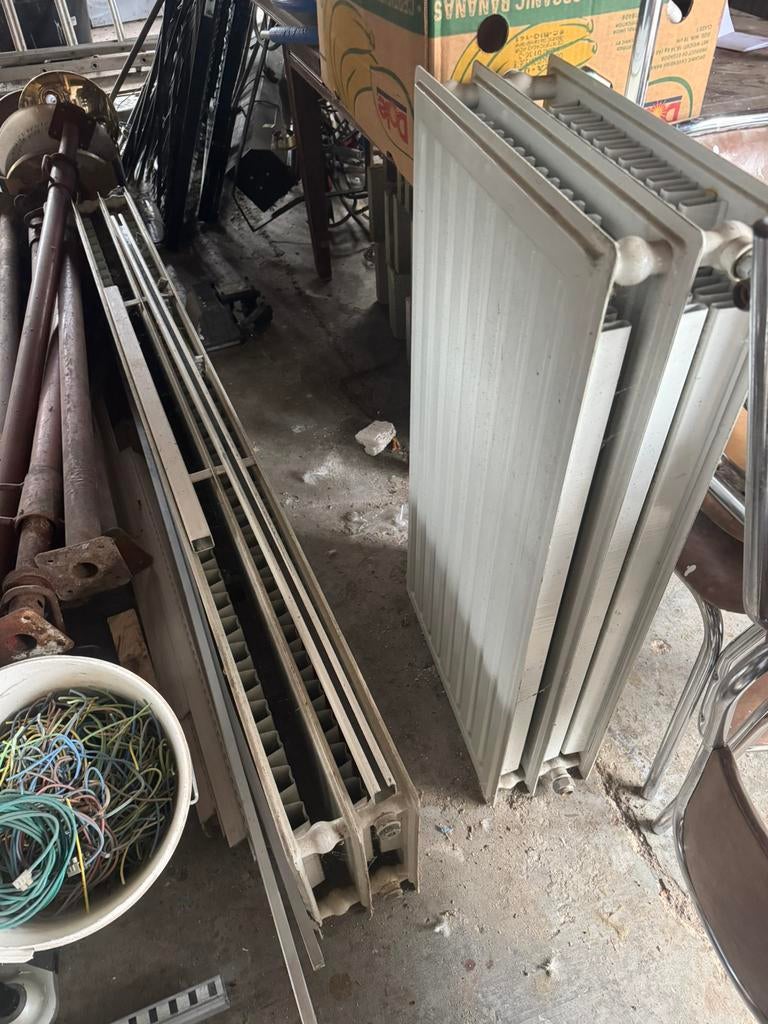 Oud ijzer gratis op te halen te zonhoven, Bricolage & Construction, Métaux, Enlèvement, Comme neuf, Fer