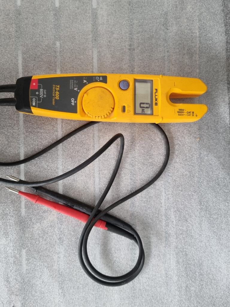 FLUKE T5-600, Doe-het-zelf en Bouw, Meetapparatuur, Verzenden
