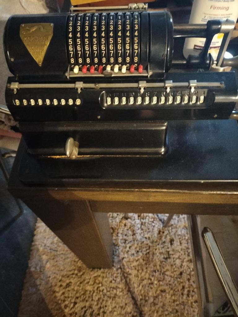 Ancienne calculatrice des grands-parents de la marque allema, Divers, Enlèvement