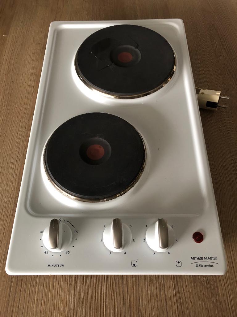 Cuisinière électrique Arthur Martin Electrolux, Electroménager, Cuisinières, Plaque chauffante, Encastré, Enlèvement, Utilisé