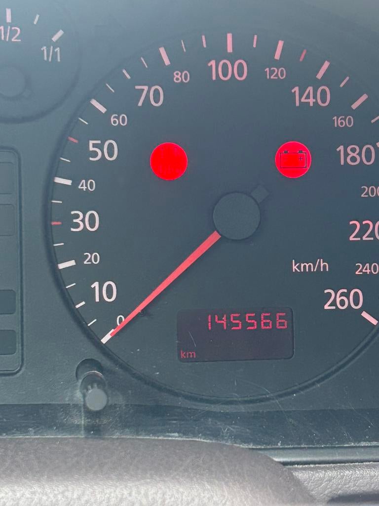 Audi A4 Essence, Euro 2, Achat, 4 portes, Boîte manuelle