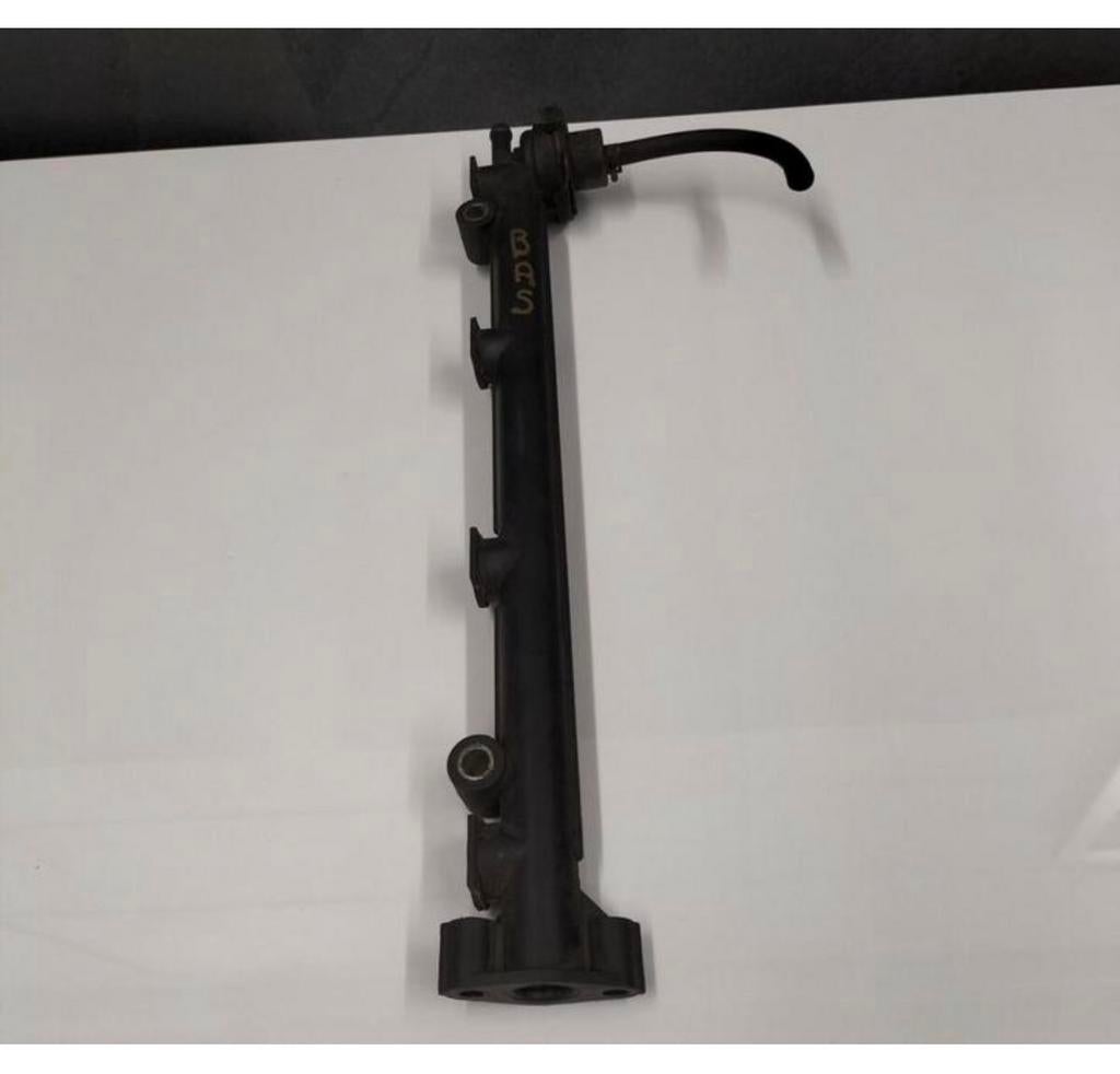 Rail d'alimentation Rover MG 100/200/400/25/45 MG ZR/ZS/F/TF, Enlèvement ou Envoi, Utilisé, MG