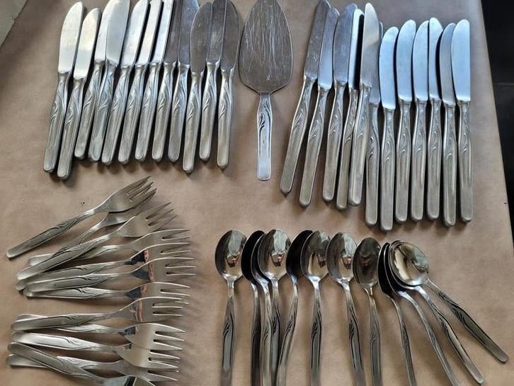 Ensemble couverts carlinox inox massif.vintage 1960, Enlèvement ou Envoi