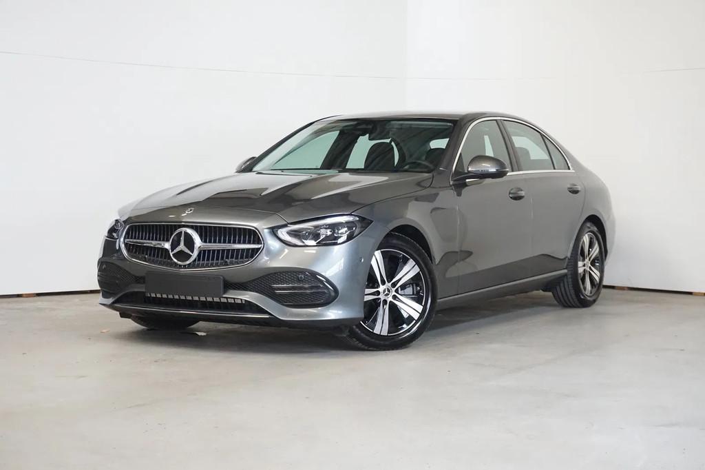 Mercedes-Benz C-CLASS 200 d (bj 2025, automaat), Auto's, 4 deurs, Gebruikt, Leder en Stof, 120 kW