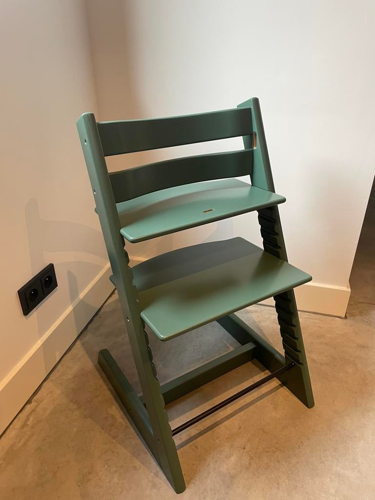Stokke Tripp Trapp groen nieuw model - nieuwstaat, Kinderen en Baby's, Kinderstoelen, Zo goed als nieuw, Ophalen of Verzenden