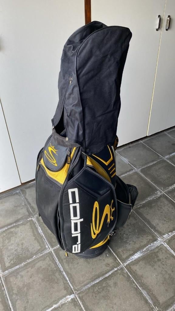 Golf bag, Cobra, in goede staat, veel ruimte, Enlèvement ou Envoi, Utilisé, Sac, Autres marques