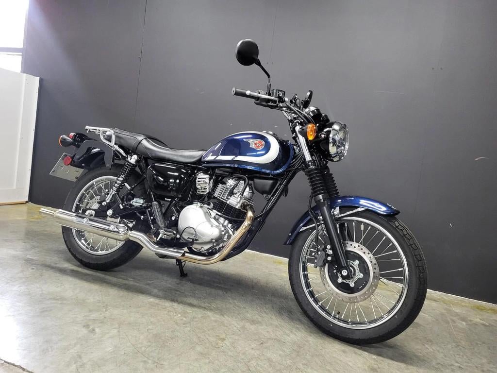 Kawasaki W 230 in absolute nieuwstaat (bj 2025), 250 cc, Bedrijf, Overig, 12 t/m 35 kW