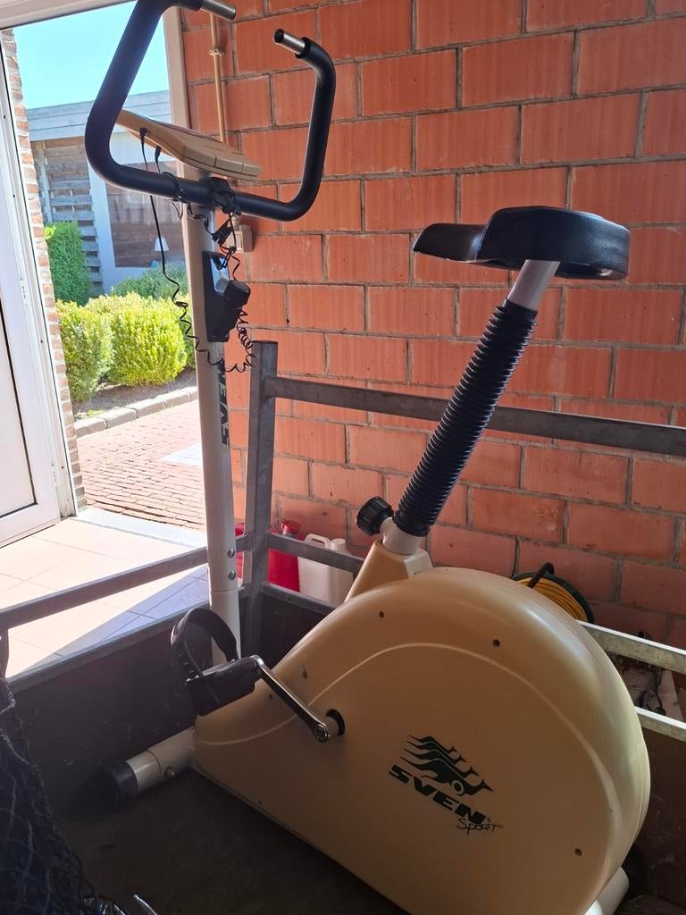 Hometrainer fitness merk SVEN, Sport en Fitness, Ophalen, Hometrainer