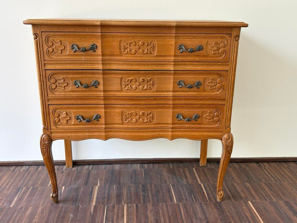 Vintage eiken Louis XIV stijl ladenkastje, Antiek en Kunst, Ophalen