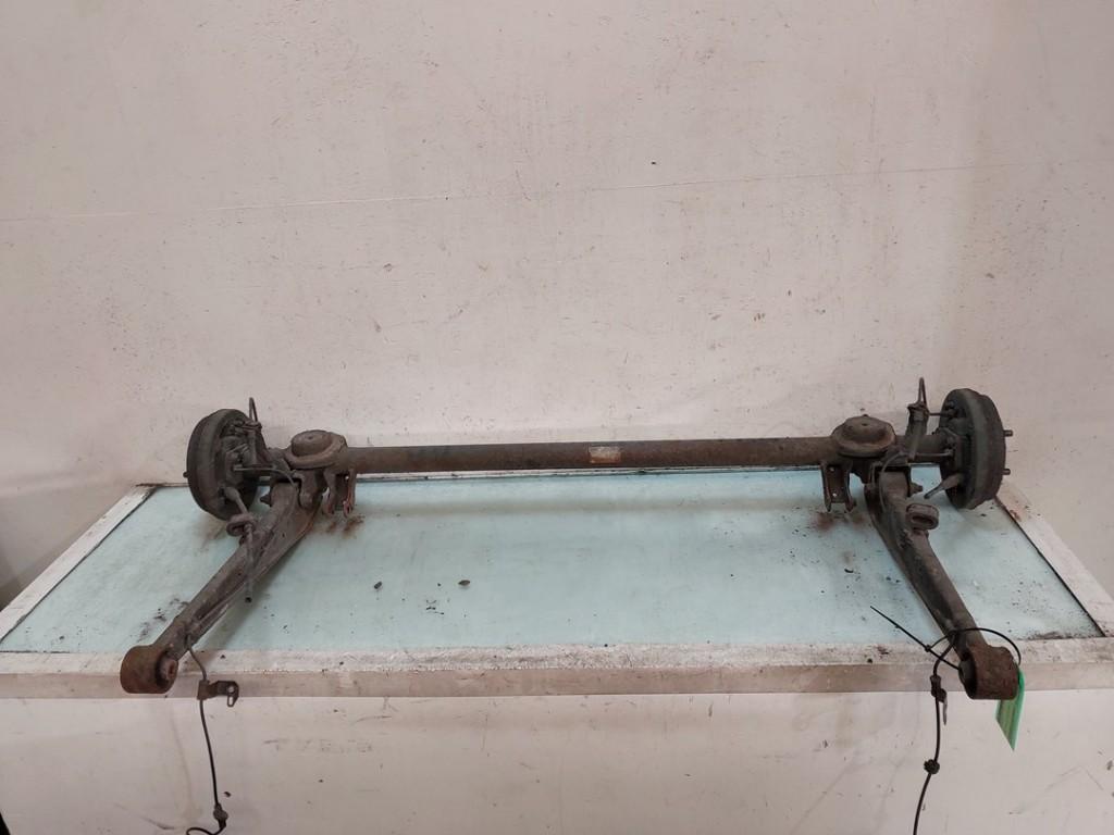 ACHTERAS VWA ABS Suzuki Alto (01-2009/-) (|46510M68K50|), Auto-onderdelen, Remmen en Aandrijving, Suzuki, Gebruikt